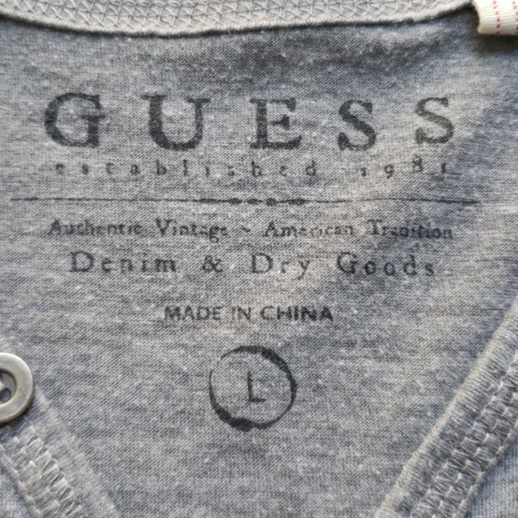 Men's Light Gray Guess Shirt with Writing Graphic - Picture 4 of 6